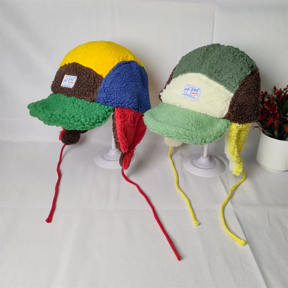 

Зимние утолщенные плюшевые шапки-бомберы для защиты ушей для детей и взрослых, теплые шапки для верховой езды на открытом воздухе в стиле ретро контрастного цвета, пилотные шапки