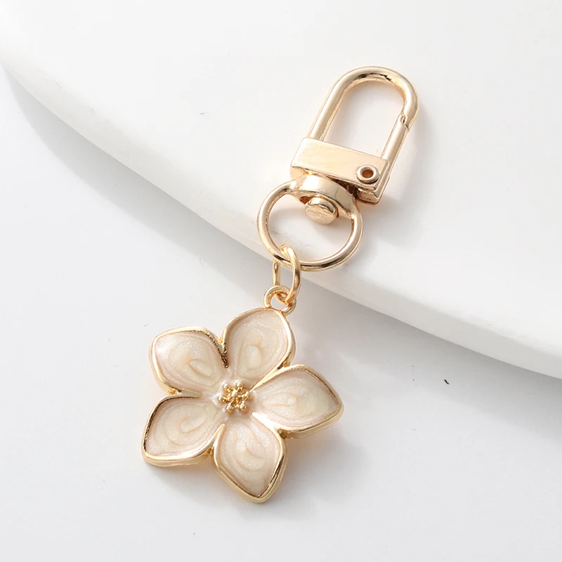 Lovely Enamel Keychains Beautiful Multiple Flowers Plants Key Rings For Women Girls Friendship Gift Handbag Decoration Jewelry