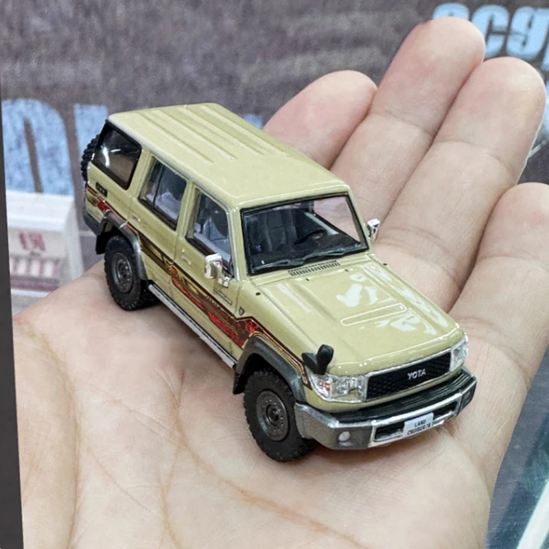 MASSDI Diecast escala 1:64 Land Cruiser LC76 todoterreno coche en miniatura de aleación acabado colección de simulación decoración exhibición de regalo
