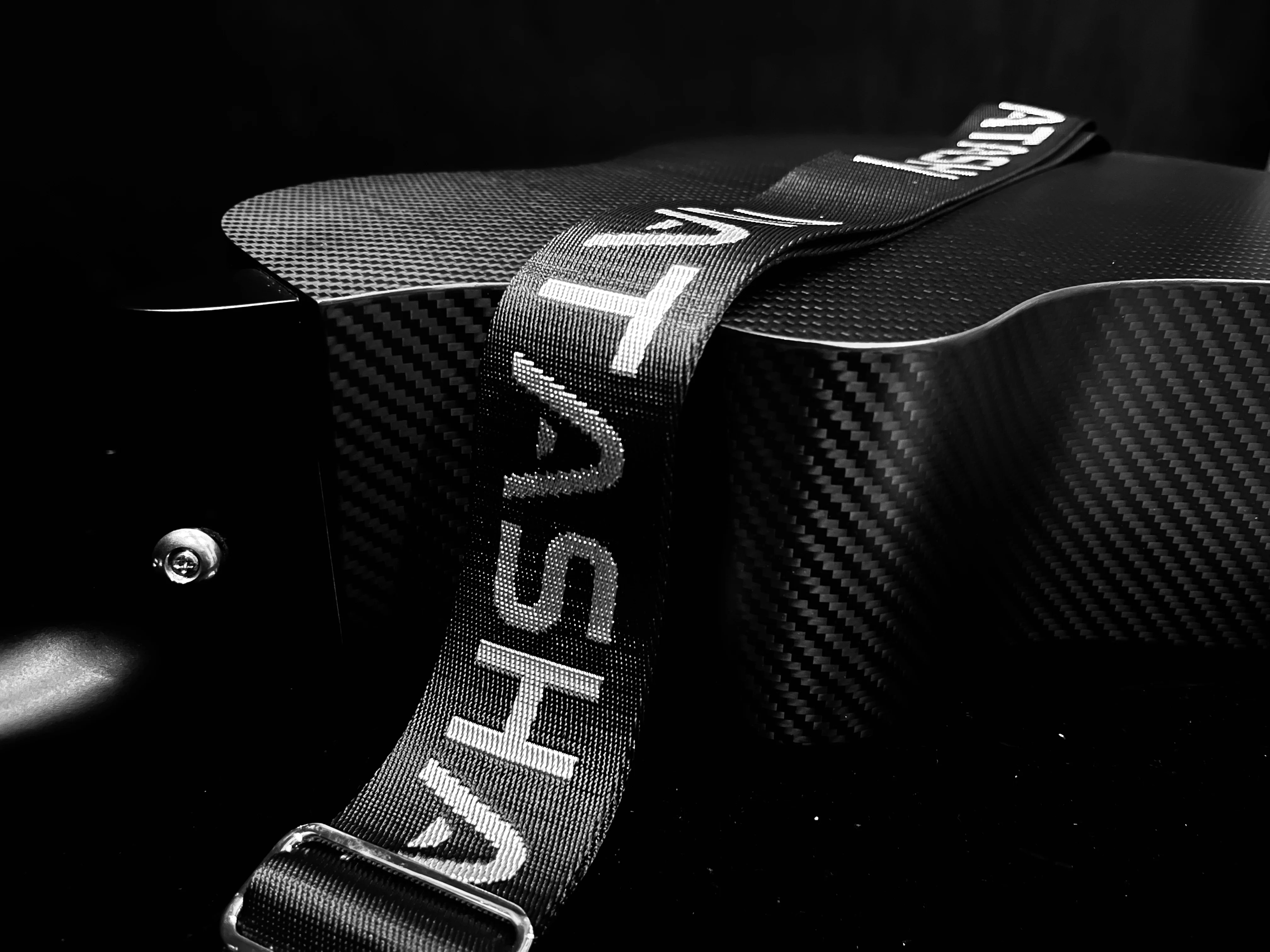Natasha Adjustable Guitar Strap 5cm Width Durable Leather Nylon 138cm Length Musician's Gear