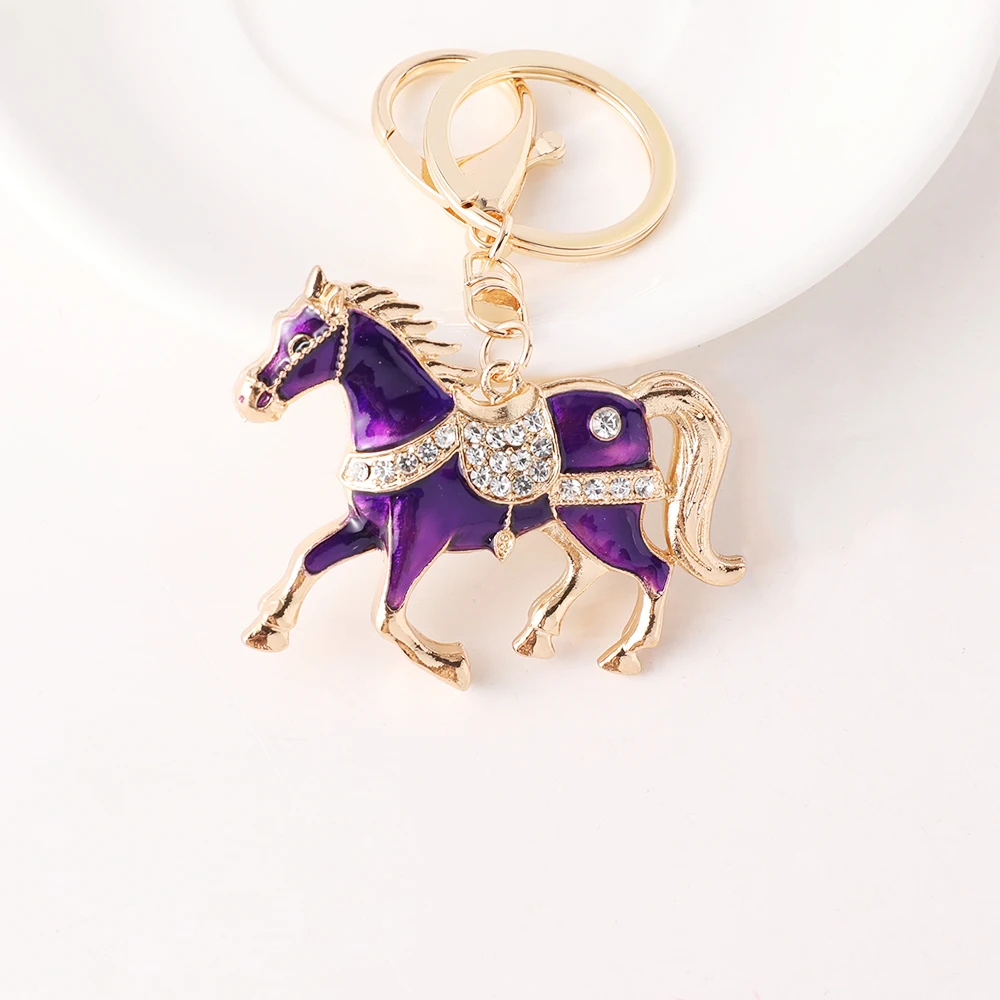 2026 جديد الحصان المفاتيح كريستال معدن المهر حقيبة يد قلادة سيارة حلقة رئيسية السنة الجديدة هدية تذكارية