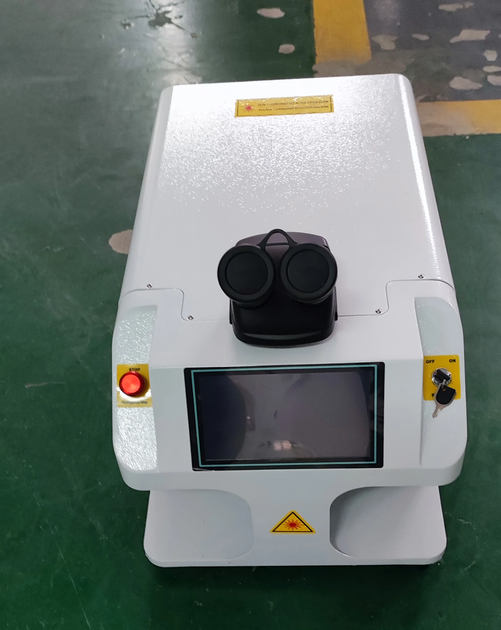 New Jewelry Spot Welding Machine YAG Touch Screen 100W/150W/200W/300W MINI Soldering CCD Control System