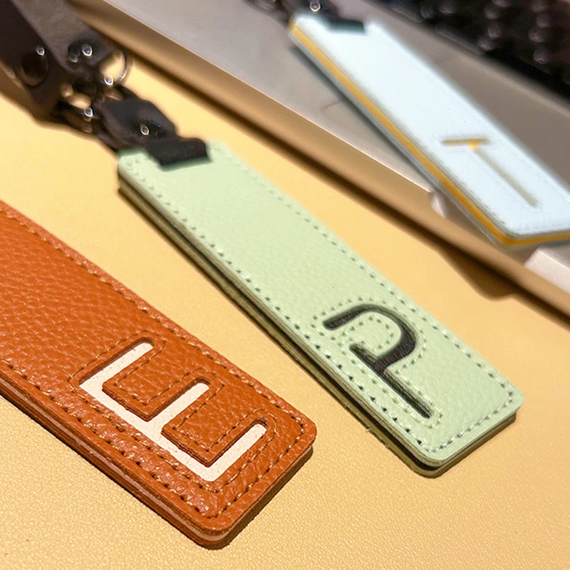 Cute Custom Letters Key Chain Leather Engrave Name Travel Luggage Tag Key-ring Personalized Suitcase Label Fashion Mini Gift