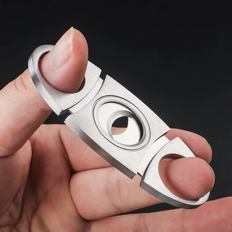 Stainless Steel Cigar Cutter Cigar Accessories Metal Classic Cutter Puncher Guillotine Cigar Scissors Gift Luxury Cutting Knife