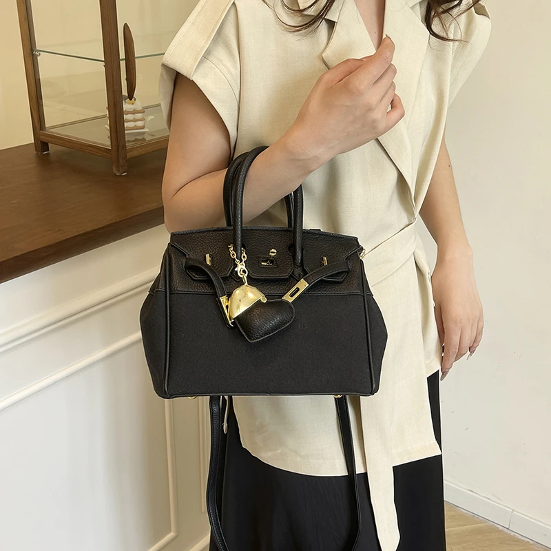

Stylish Leather Messenger Bag for Women, Durable Shoulder Crossbody Handbag By Top Brand, Popular Choice