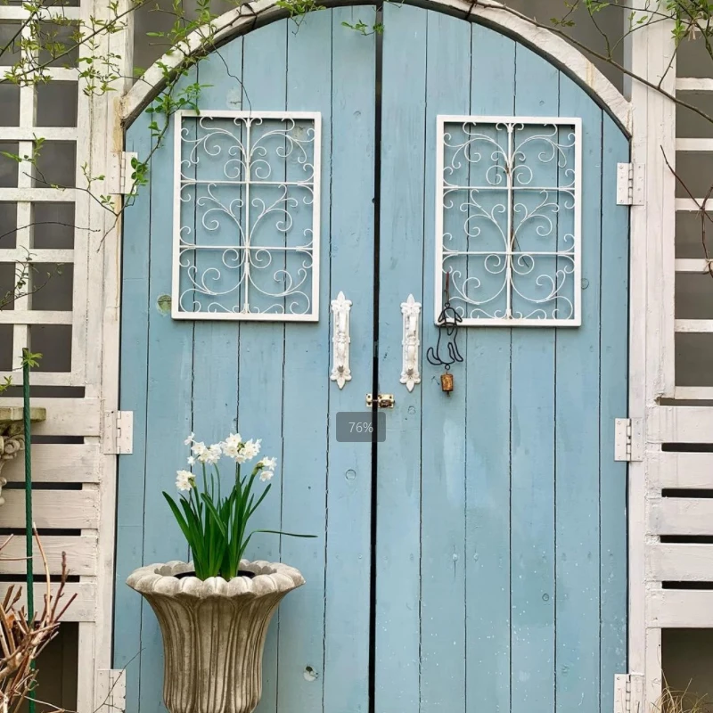 

Country Style Metal Faux Window Wall Decor - Vintage Indoor/Outdoor Decorative Home Decor for Living Room, Dining Room and Patio