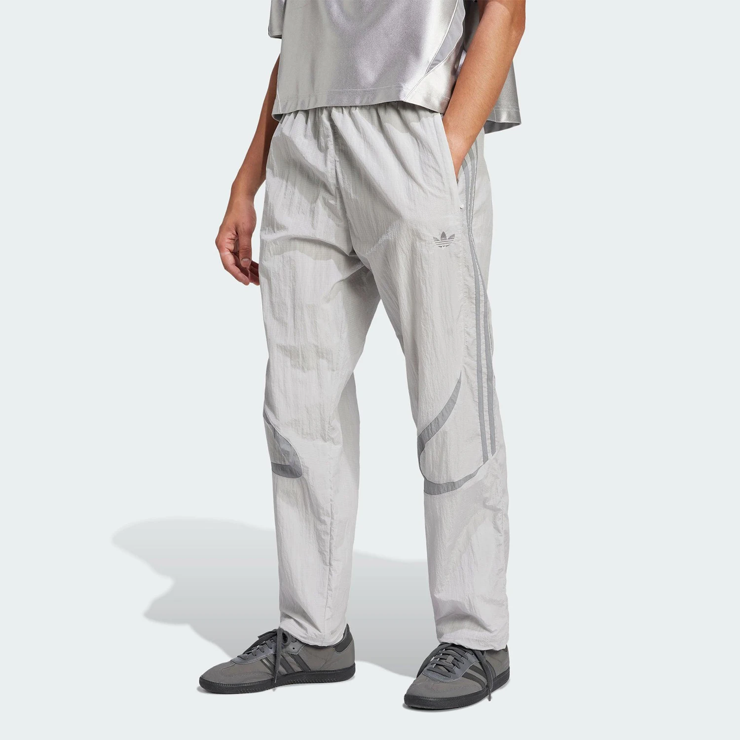 

Adidas genuine genuine Men's Loose Breathable Woven Straight-leg Pants JP1135