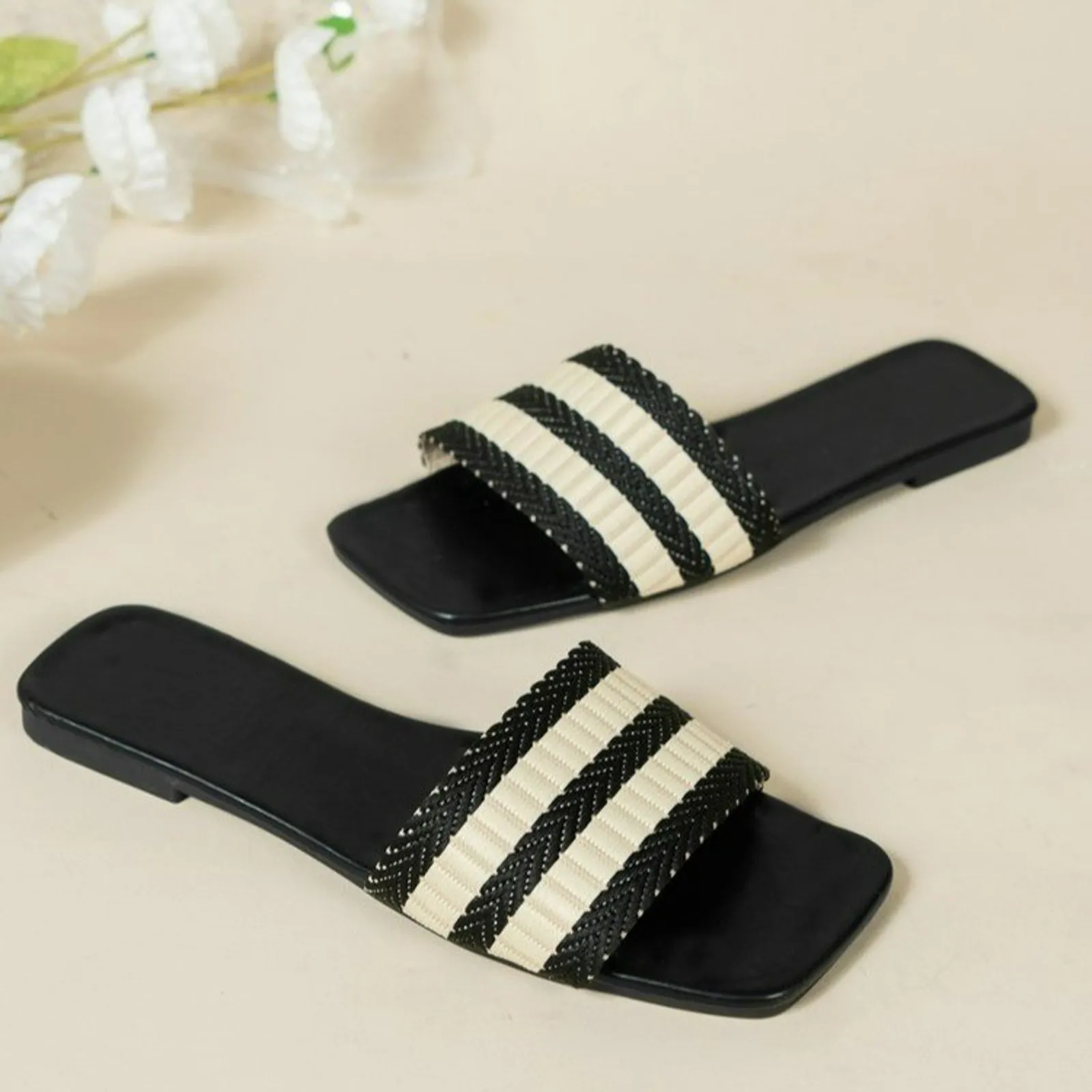 Ladies Summer Slippers Elegant Square Toe Stripe Flat Casual Slides 2024 New Fashion Casual Outdoor Slippers Sandalias De Mujer