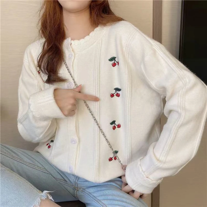 New Fashion Sweet Embroidered Cherry Women Sweater Cardigans 2024 Spring Autumn Loose Tops