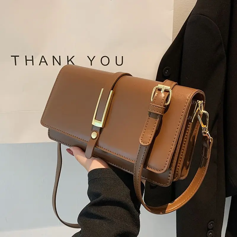 

Popular Small Bag Women 2026 New Fashion Versatile Messenger Pack Retro One Shoulder Package Explosion Small Square Bags