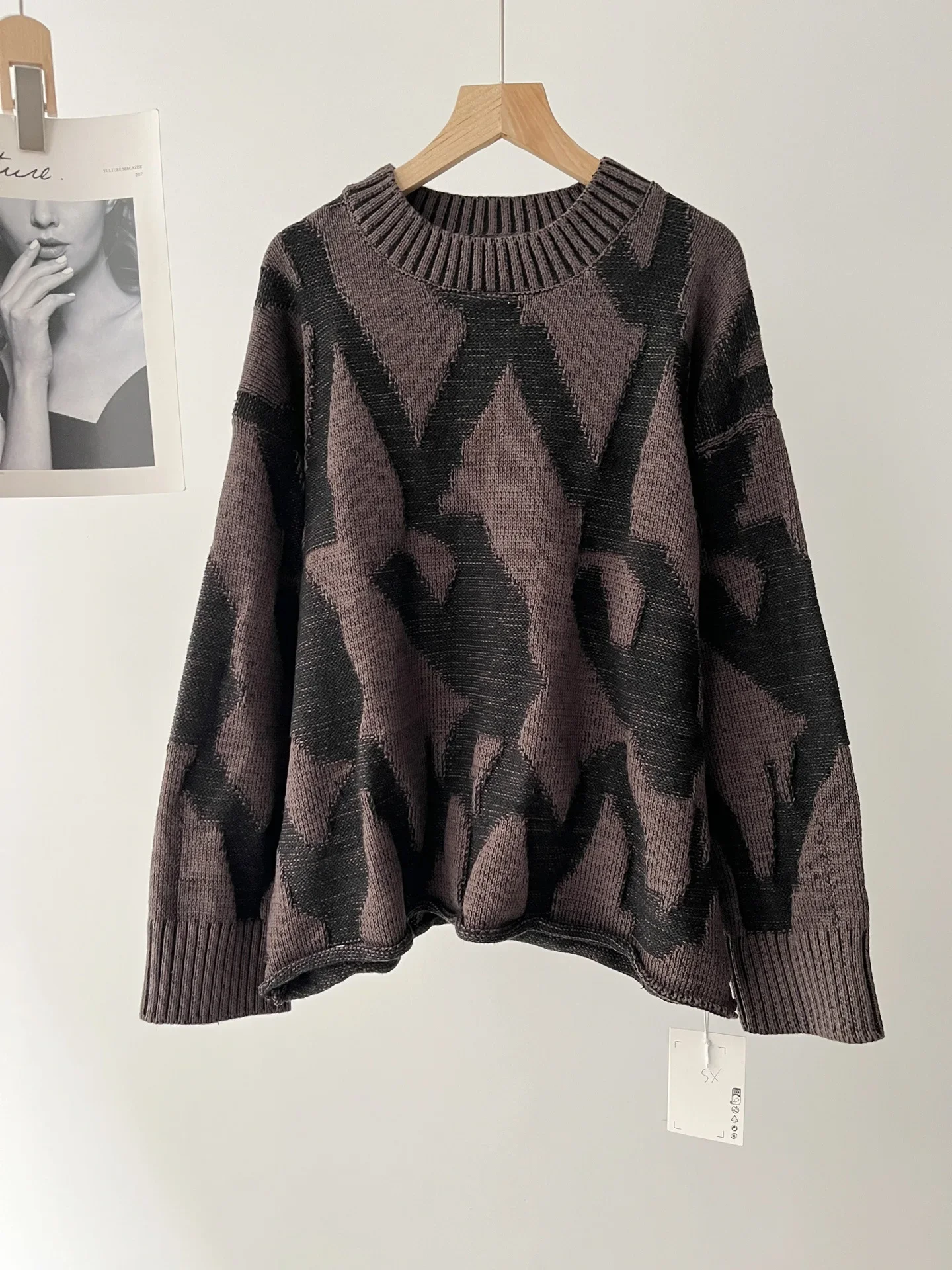 

Women's casual version round neck abstract jacquard knitted jumper sweater winter new product 16a