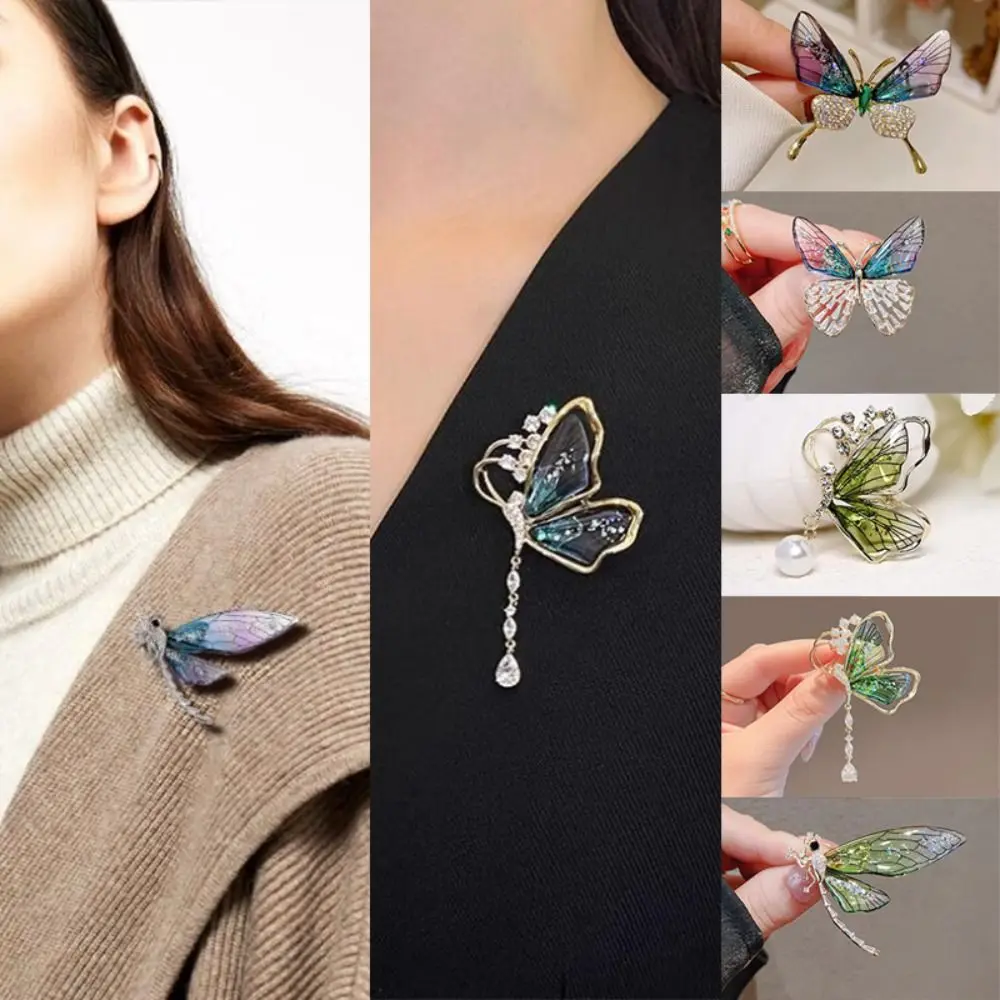 Light Luxury Dragonfly/Butterfly Shaped Brooches Rhinestone Imitation Pearl Jewelry Pin Alloy Badge Pin Clothing Accessories