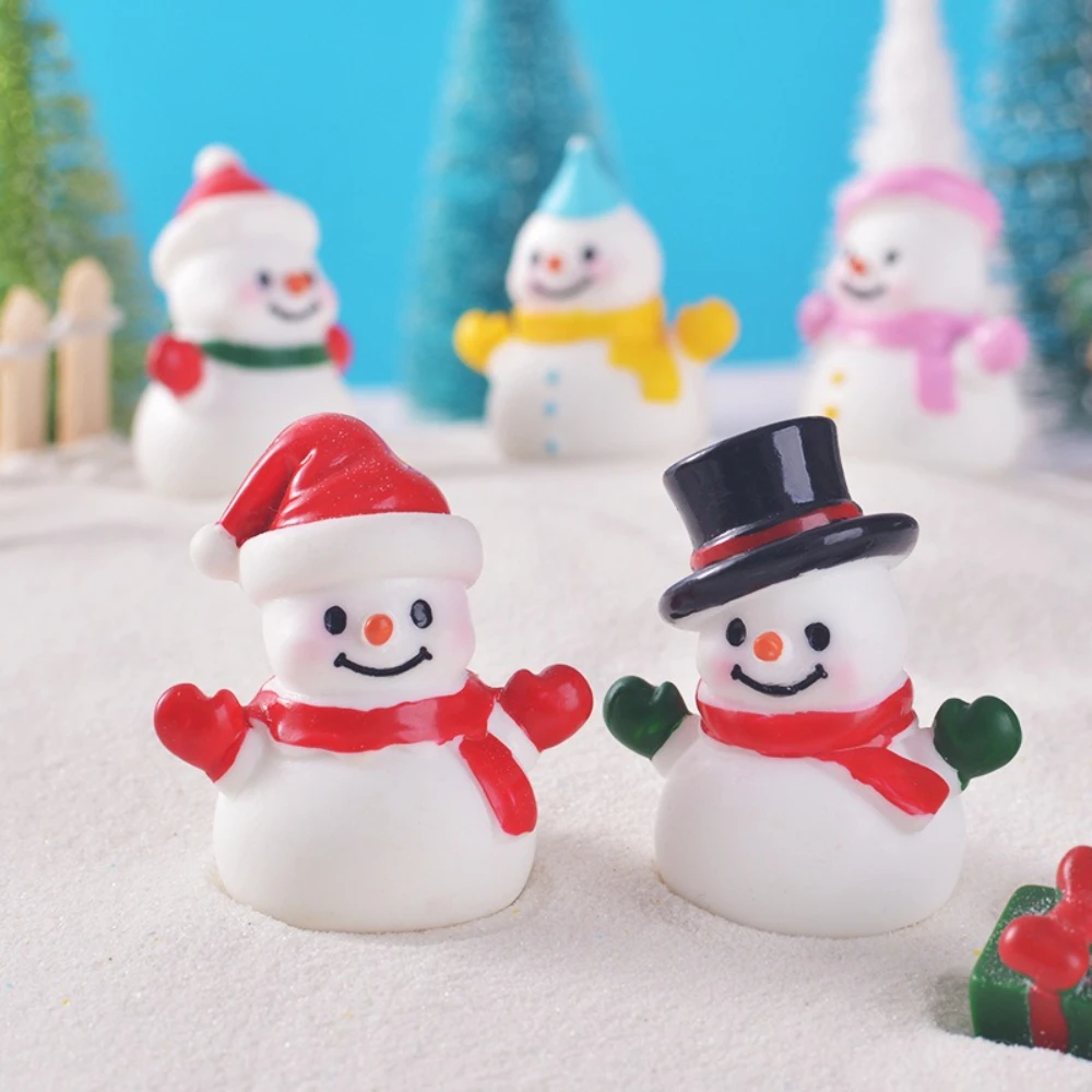 Mini Christmas Snowman Figurines Cute Xmas Table Decoration Hand Painted Lightweight for New Year Decor 6 Styles