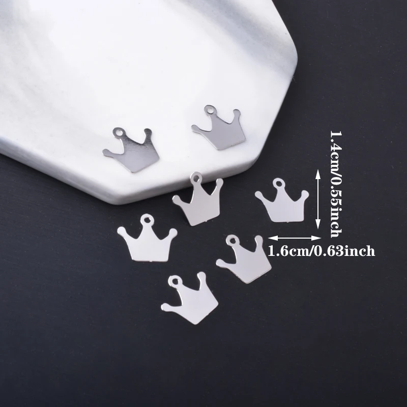 30 Stück AC15259 Messing-Schmuck-Kronen-Anhänger Bunte Blumen-Anhänger DIY Damen Ohrring Halskette Zubehör – Detail 4