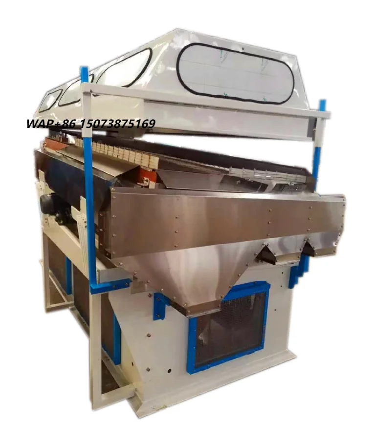 Seed Cleaning Machine Mini Agricultural Machinery Mini Rice Combine Harvester in West Bengal Gravity Table Separator
