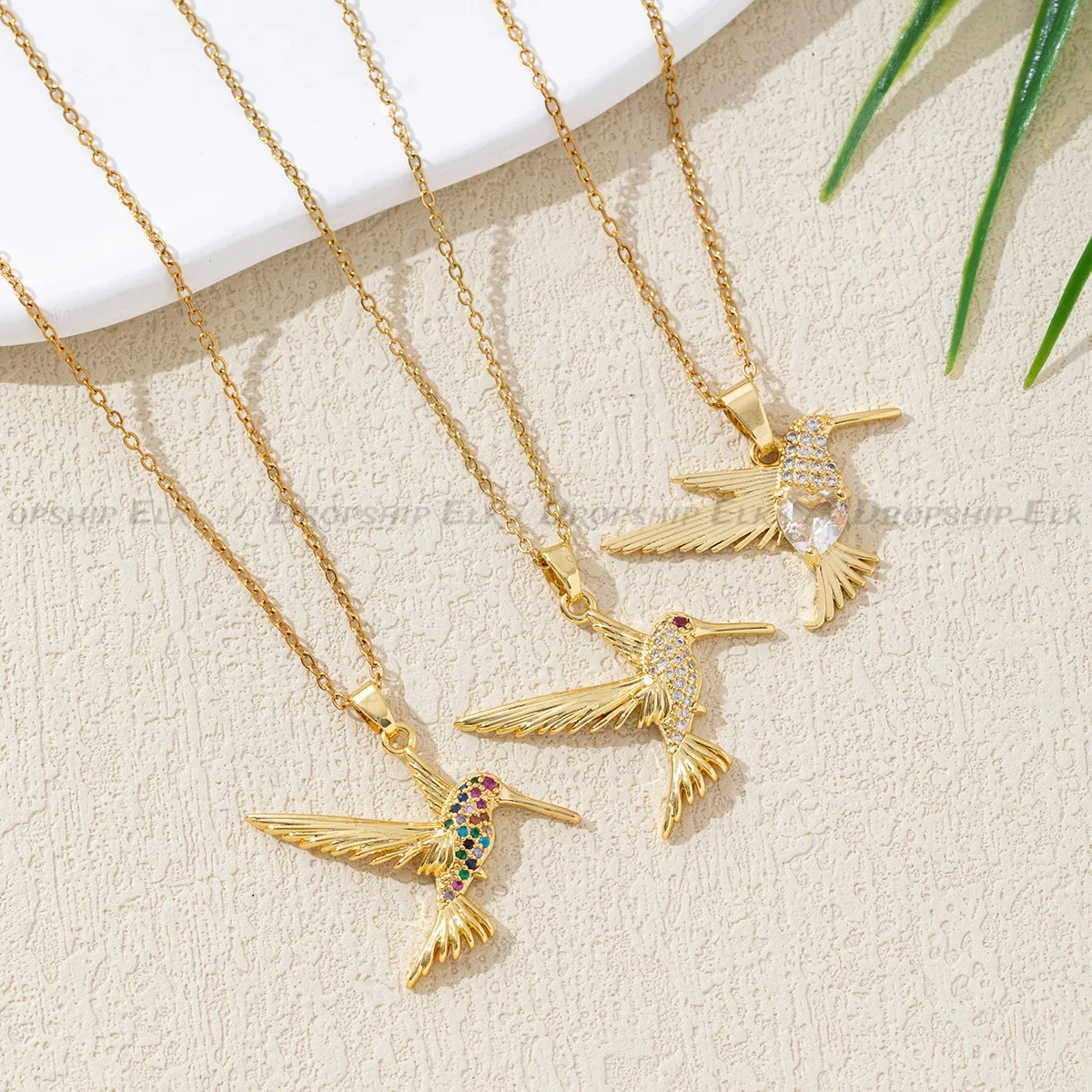 Moda cobre micro pavimentado zircão pássaro pingente colar para mulheres encantador voando asas de beija-flor jóias acessórios presentes