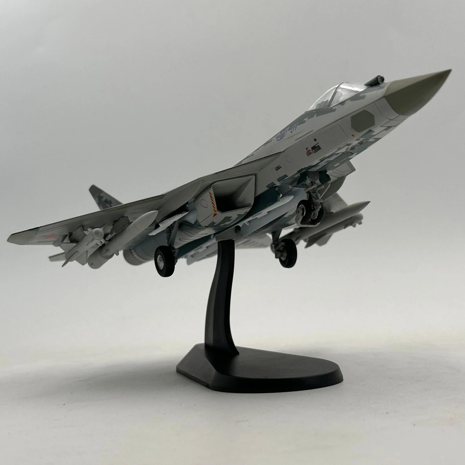 1/72 Russian Aerospace Forces Su-57 Alloy Fighter Model Lighting Forecast Metal Airplane Model for Collection Gift Boy Gift