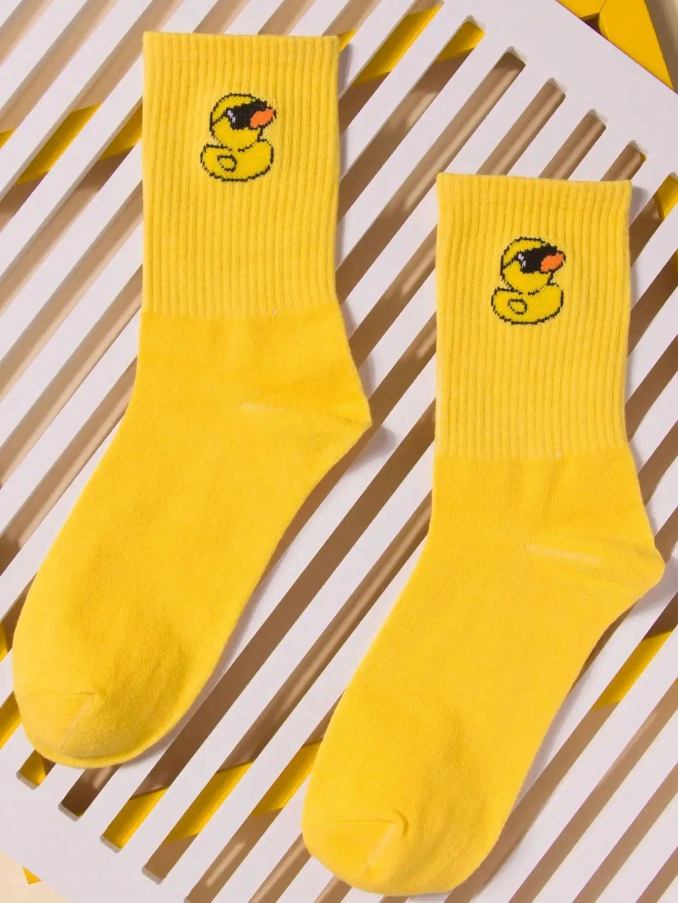 

5 пар мужских носков с маленькой желтой уткой, удобные дышащие женские чулки до середины икры, забавные носки, подарки