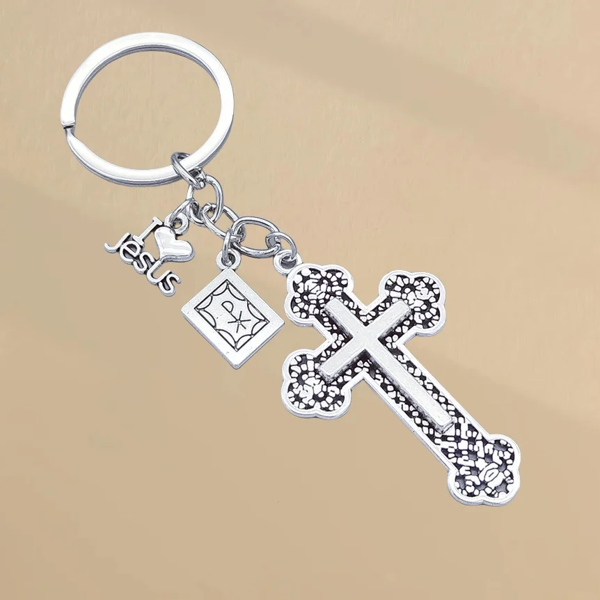Porte-clés religieux avec motif en relief Croix + Cœur J'aime Jésus + Mini-étiquette Bible, Cadeau porte-clés de voiture, Porte-clés croix vintage vieilli, Petite étiquette Bible, Pendentif cœur Jésus avec texte, Cadeau de fêtes
