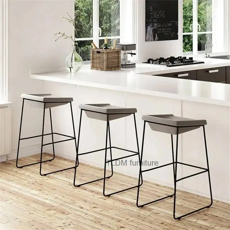 

Скандинавский барный стул, современный минималистичный домашний барный стул из кованого железа в индустриальном стиле, кофейный ресторан, высокий стул, барный стул T