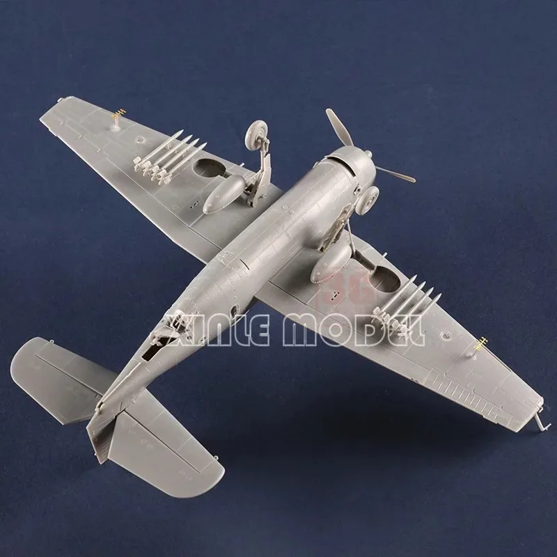 Trumpeter Kit de modèle d'avion assemblé en plastique 87275 TBF-1C Avenger 1/72
