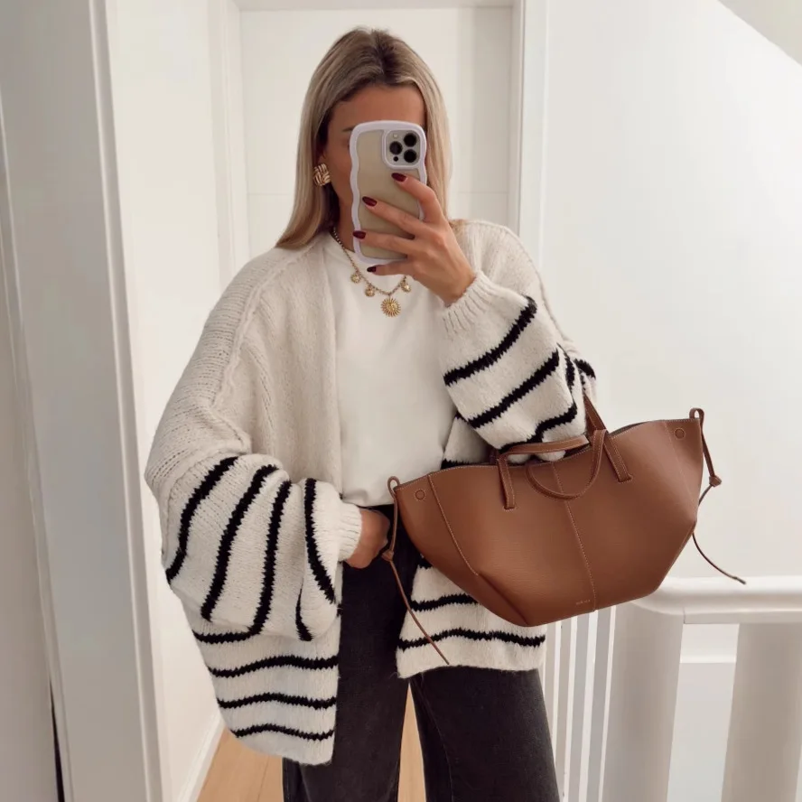 

Fashion Stripe Women Knitted Cardigan Elegant V-neck Long Sleeve Loose Sweater 2026 Autumn Winter Lady Commuter Knitwear