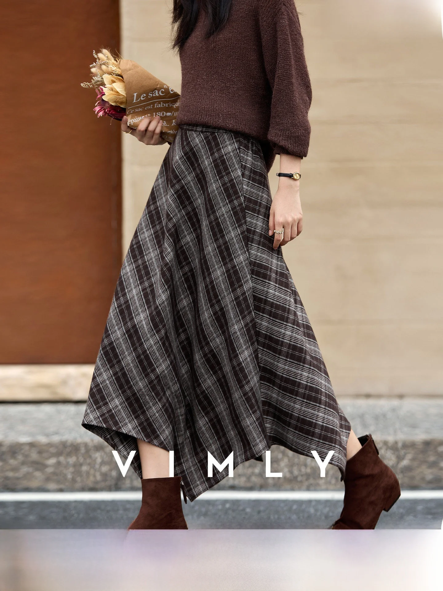 

Coffee Brown Vintage Plaid Asymmetrical Women's Skirt Slimming Long A-Line Skirt Spring 2026 Season Outdoor Polyester Fiber