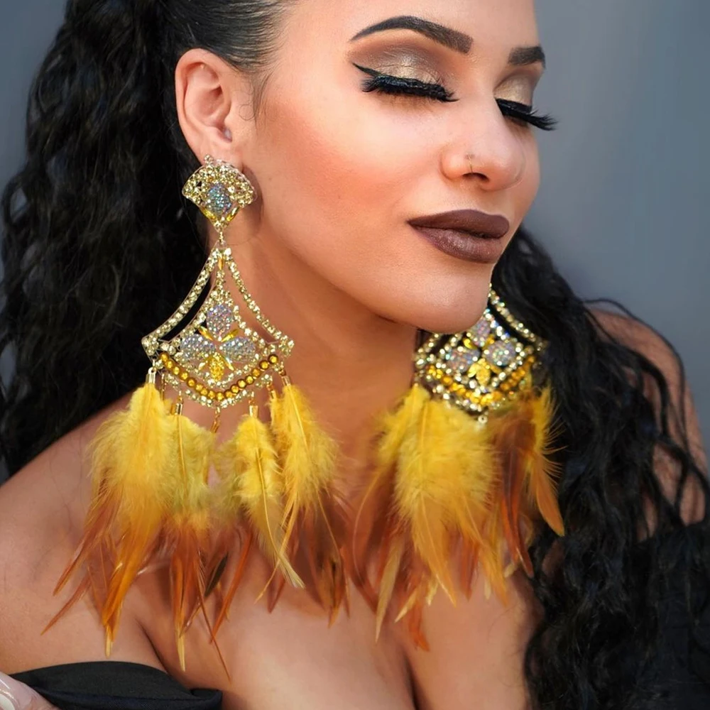 Exaggerate Yellow Feather Dangle Earrings Fashion Women Accessories Ethnic Jewelry 2024 Hollow Rhinestone Earrings Wedding Gift