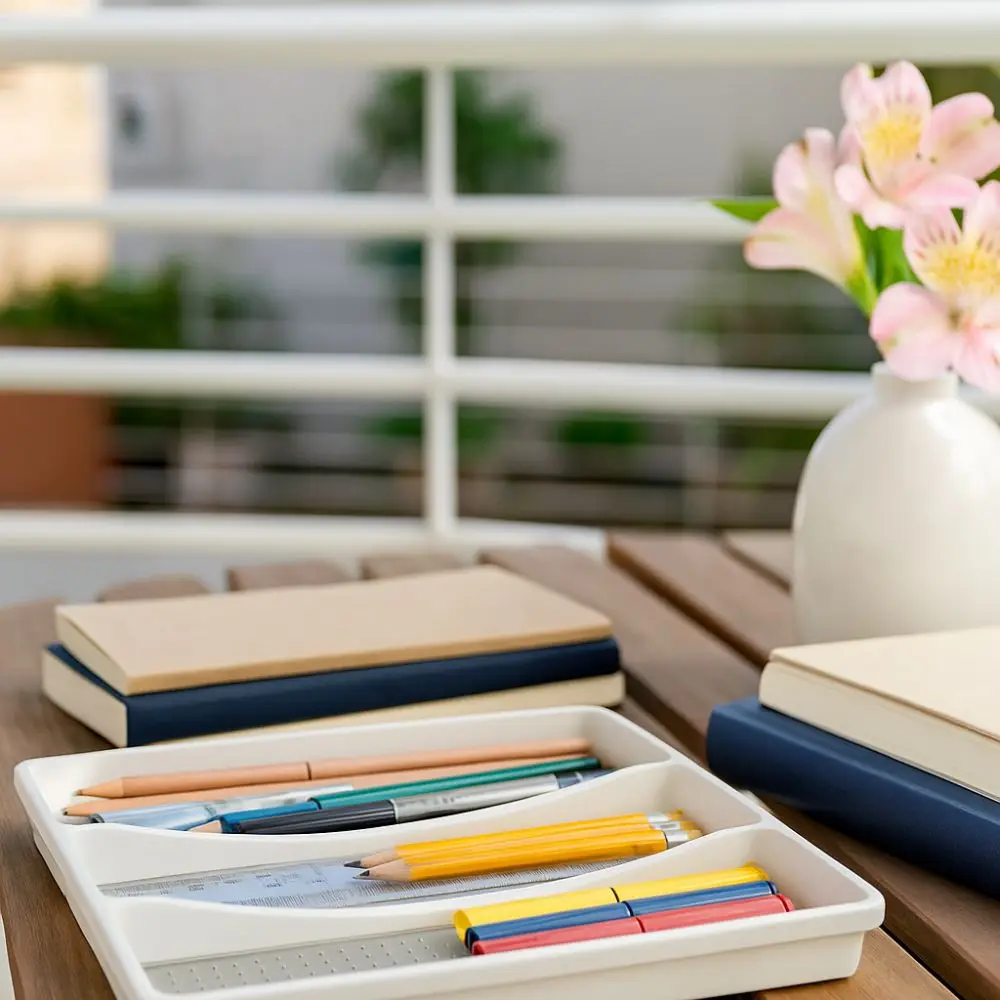 3 Compartments Utensil Organizer Tray Space-Saving Household Kitchen Drawer Organizer Non-Slip Cutlery Storage Box