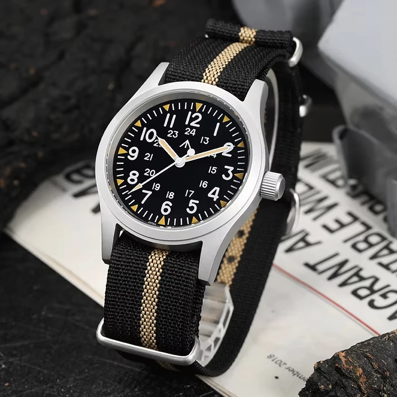 Militado ML05 Vintage Watch Miyota 2035 Quartz Movement Domed Sapphire C3 Green Luminous 100m Waterproof Military Dive Watches