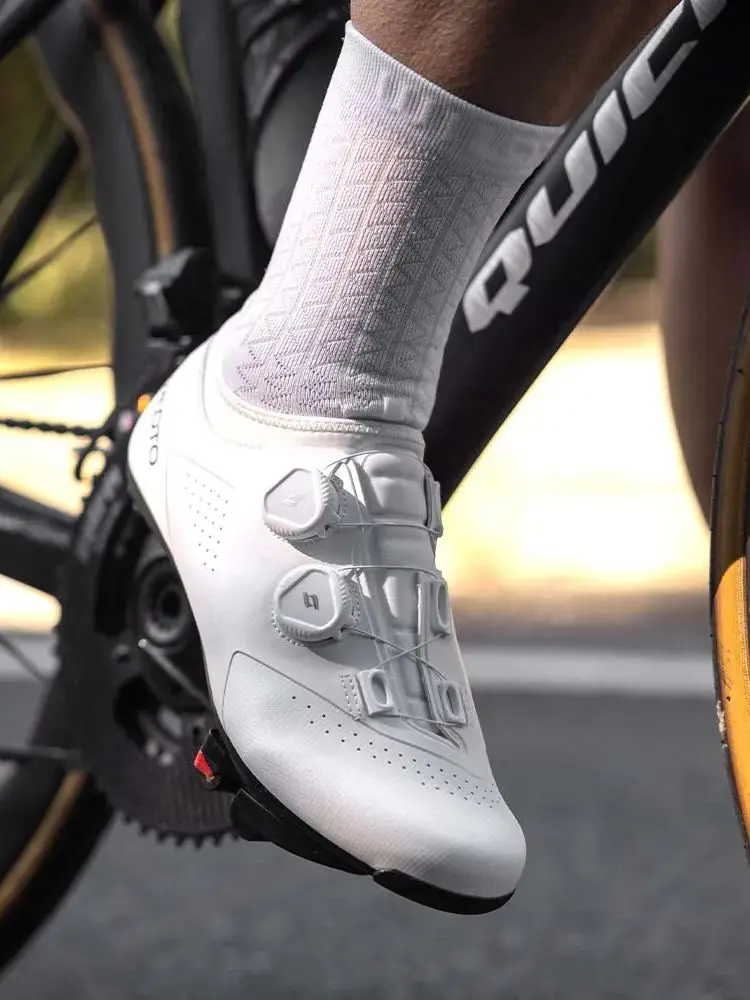 AliExpress NONE WILDTO Cycling Socks Unisex Men Women Outdoor Breathable Comfortable Sweat Absorbent Sports Socks MTB Bike Road Riding Socks
