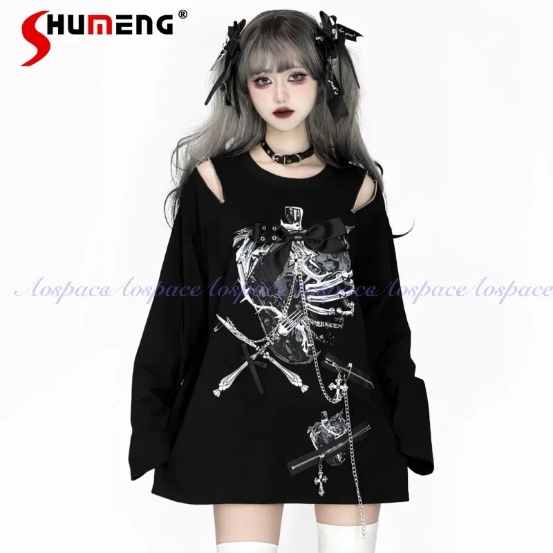 

Японские оригинальные новые крутые футболки Y2k с открытыми плечами, легкие клубничные ребристые футболки с принтом, темная цепочка, футболки с длинными рукавами и круглым вырезом, пуловер