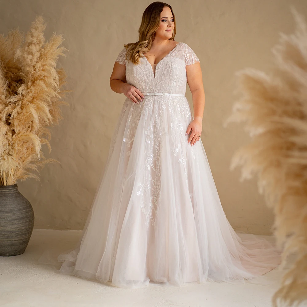 

Plus Size Tulle V-neck Wedding Dresses Classic Short Sleeves Lace Up Back Sweep Train Appliques Corset Bridal Gowns Custom Made