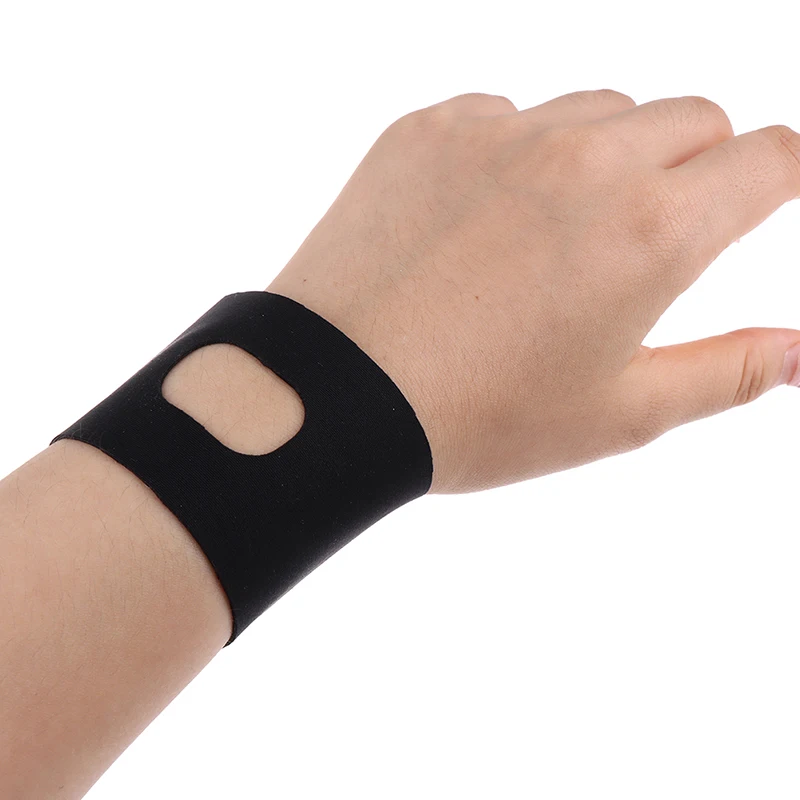 1Pcs Adjustable Wrist Brace for Carpal Tunnel TFCC Tears, Ultra Slim Wrist Compression Strap Wrist Support for Pain Relief