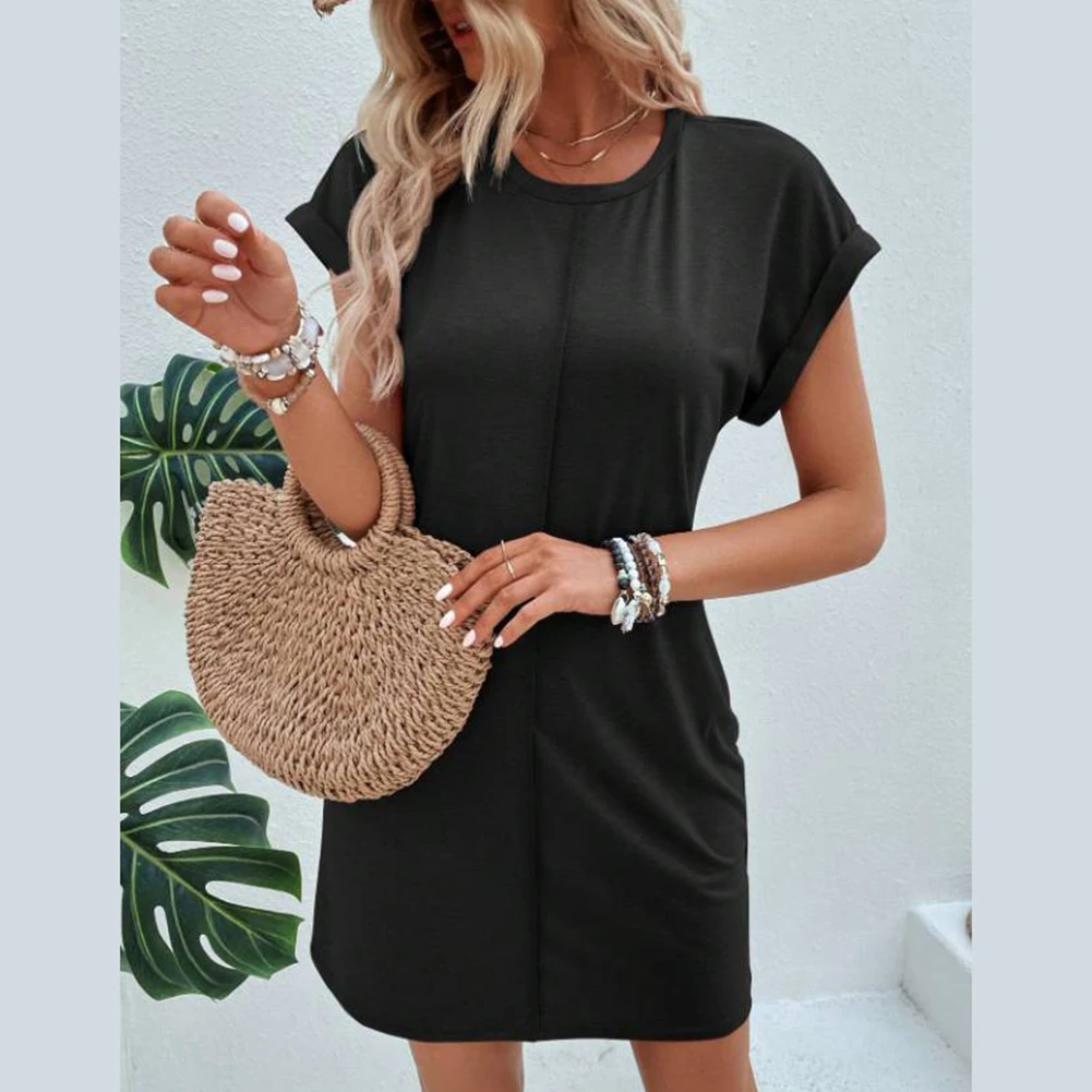カジュアルなレディース半袖Tシャツドレス、無地デザイン、毎日のレジャーやさまざまな機会に快適なフィット感