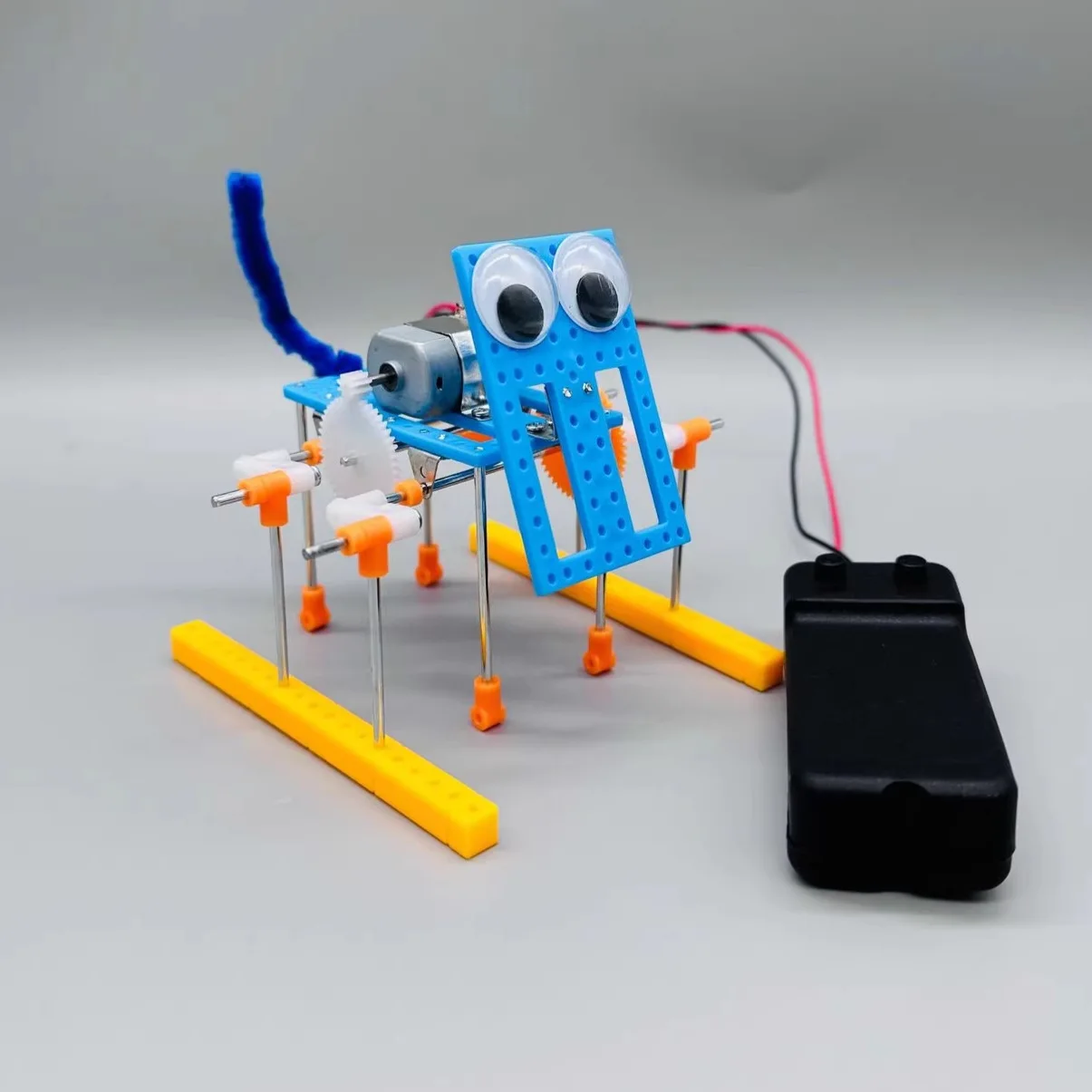 Funny Dog-walking Robot Science And Technology DIY STEM Handmade Project Assembly Toy Creative Science Experiment Materials Kit