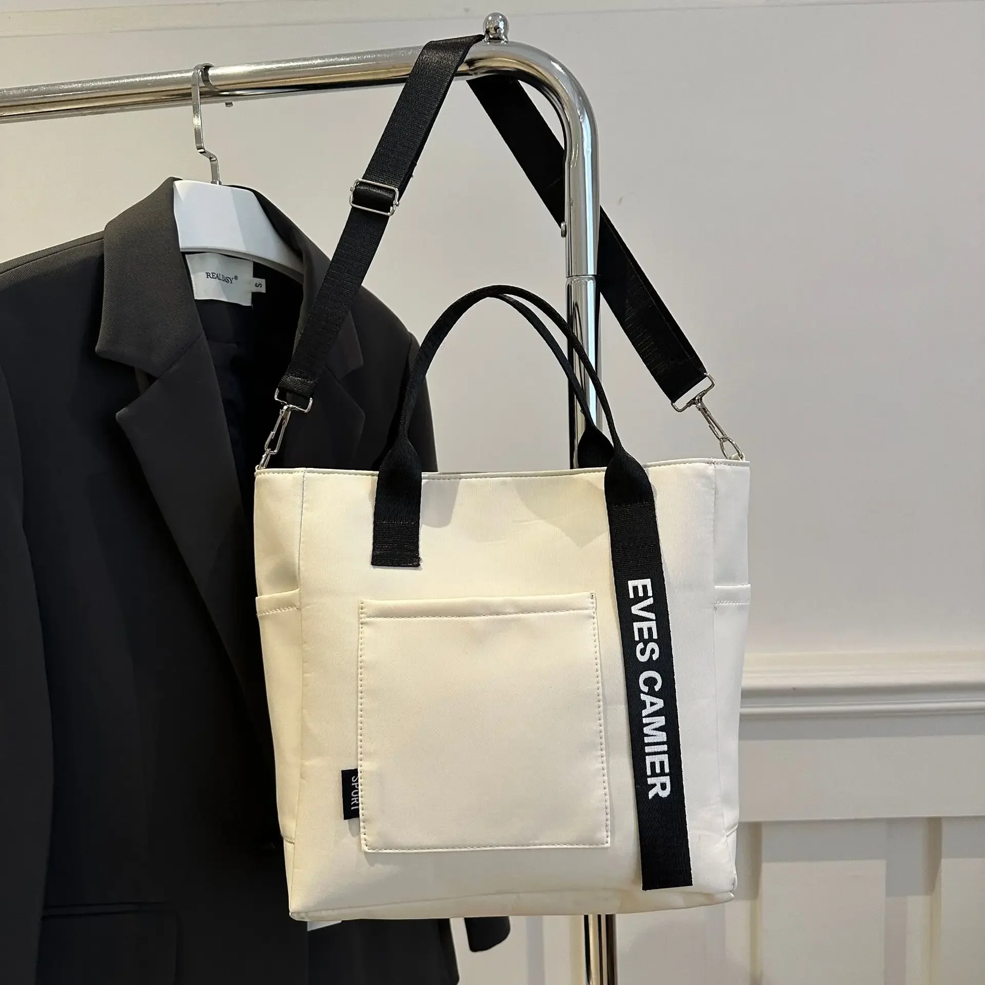Oxford wasserdichte Handtasche, Umhängetasche für Damen, weiche Tragetasche mit Reißverschluss, mehrere Fächer, Polyesterfutter. – Detail 9