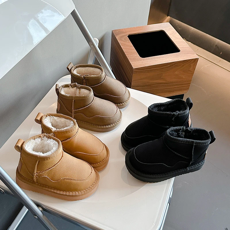 

Детские короткие сапоги с теплым плюшем, модные однотонные зимние ботинки 2024, повседневные ботинки для мальчиков и девочек, нескользящая мягкая подошва