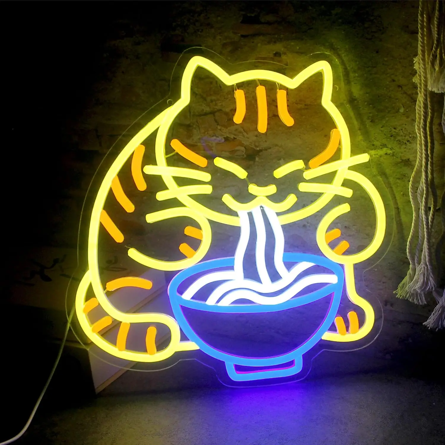 Cute Cat Eating Noodles LED Neon Sign USB Powered Neon Wall Light For Restaurant Cafe Bar Bedroom Dorm Home Wall Art Decor Gift