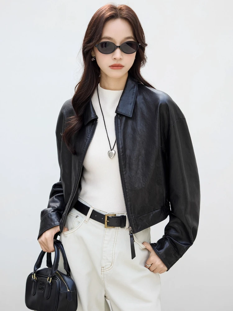 スリムショート本革バイクジャケット女性用春秋2025新作高級シンプル無地ソフトオイルワックスリアルシープスキンコート