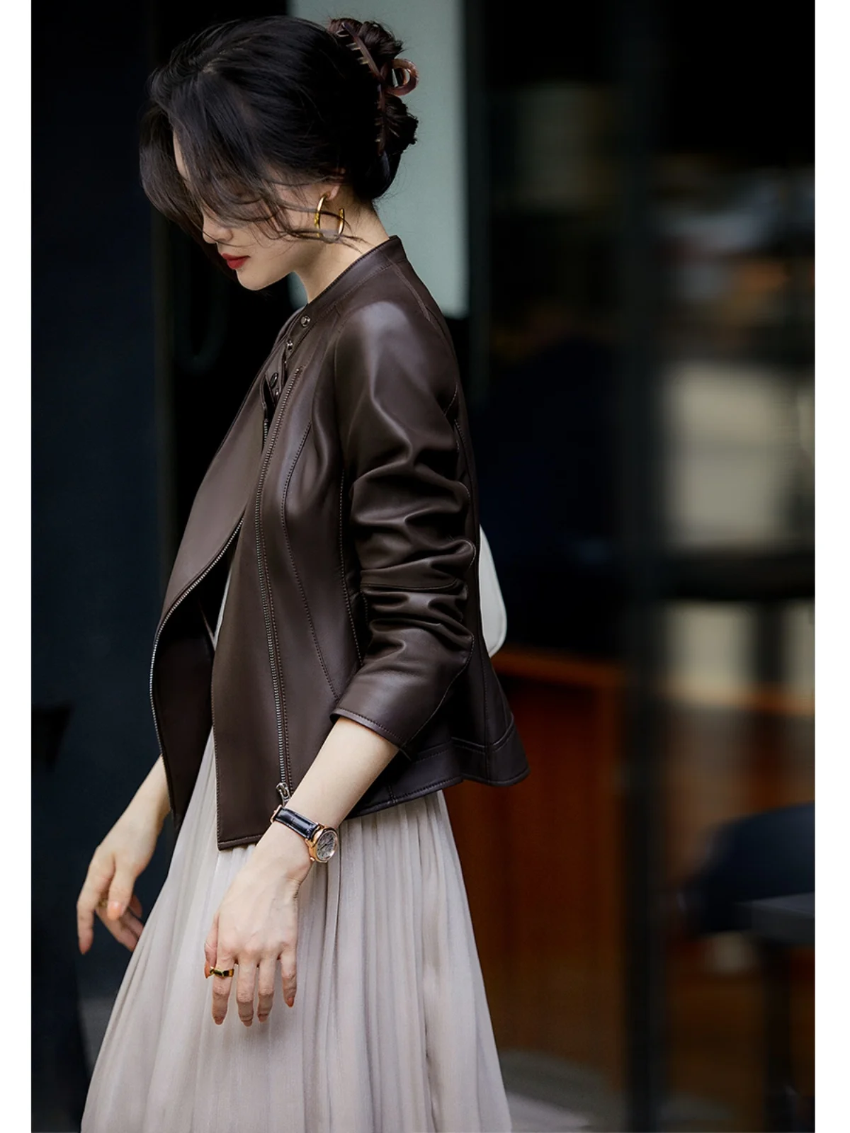 

Premium Lightly Coated Sheepskin Leather Jacket Original Color Quality Xhange Laughing Pavilion Commute Style Zipper Sleeve