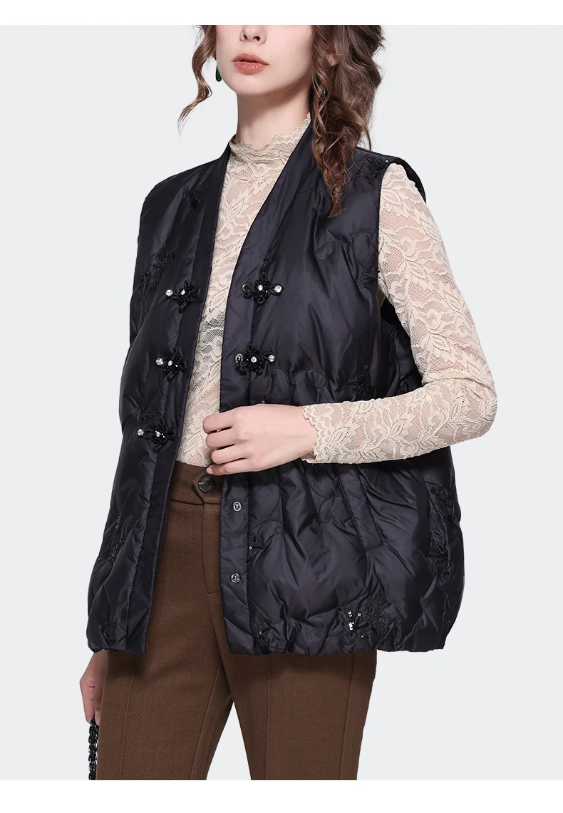 Vintage Embroidered Women Winter Down Vest Loose Sleeveless Disc Buckle Warm Lightweight White Duck Down Jackets 2023 New