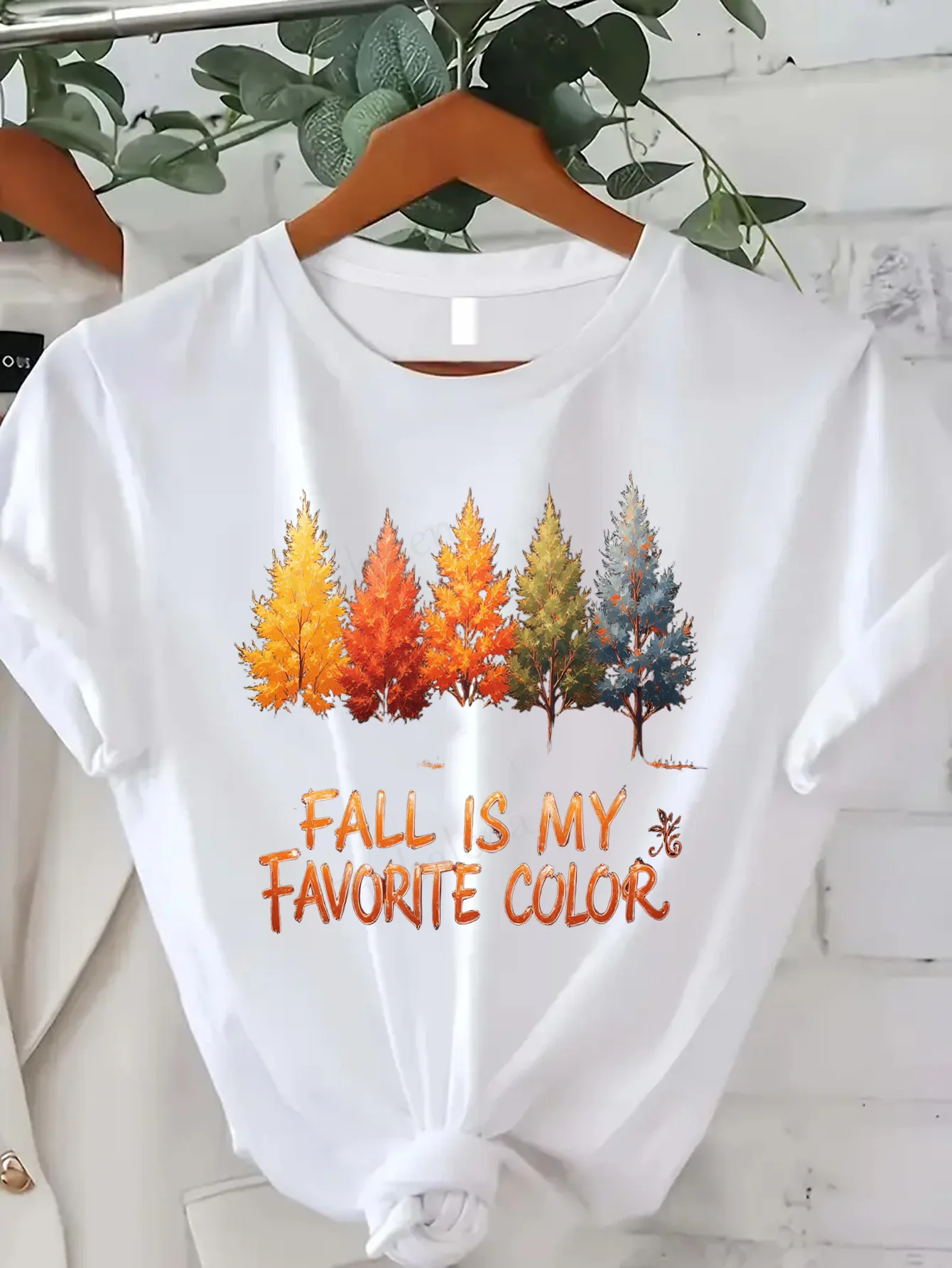 

Comfortable Women's Print T-shirt Fall Color Trees Print T-Shirt for Women Autumn Seasonal Casual Top