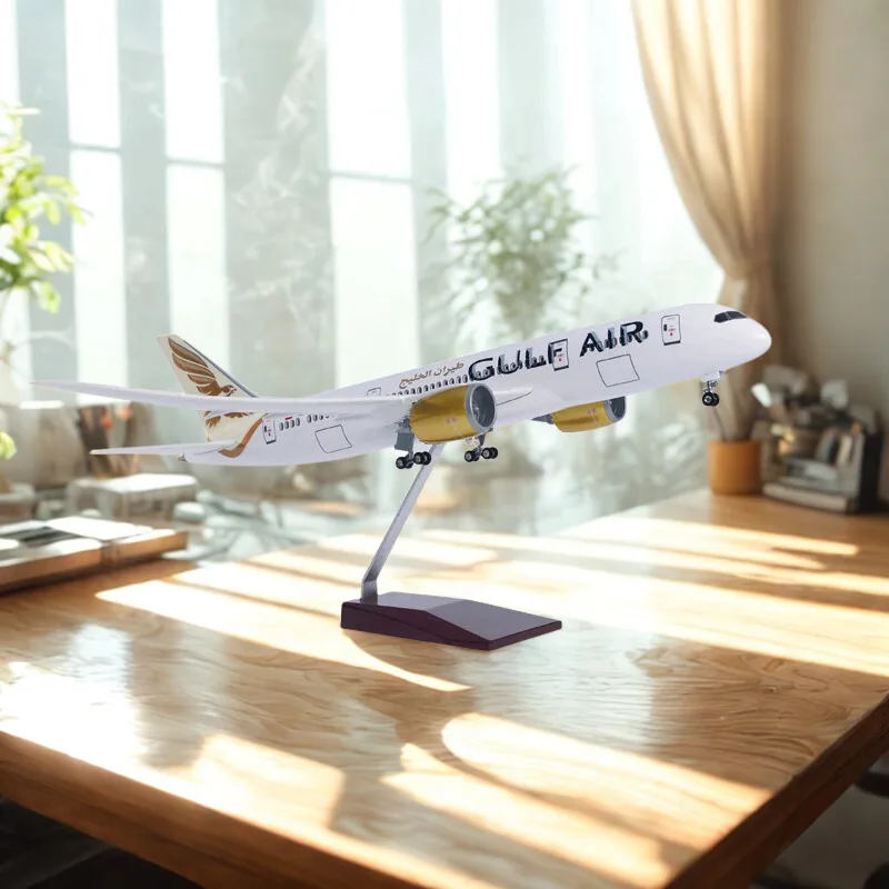 

Airplane Model Toy 43CM Gulf Air Airways B787 Dreamliner Aircraft 1/130 Plastic Resin Replica Plane Model Collection kids