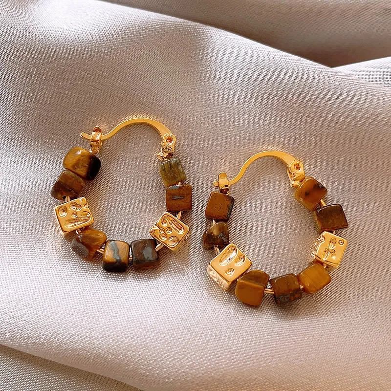 Vintage Square Beaded Metal Gold Color Earrings 2024 French Fashion Jewelry Luxury Accessories for Women or Girls Eardrop Gifts