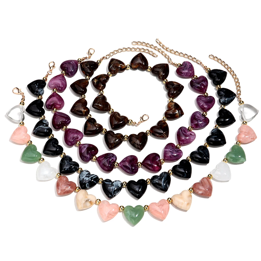 Neue Trendige Mehrfarbige Harz-Herzperlen Kettenhalsband für Frauen Minimalistischer Handgefertigter Acryl-Liebes-Choker Party-Schmuck Geschenk – Detail 2