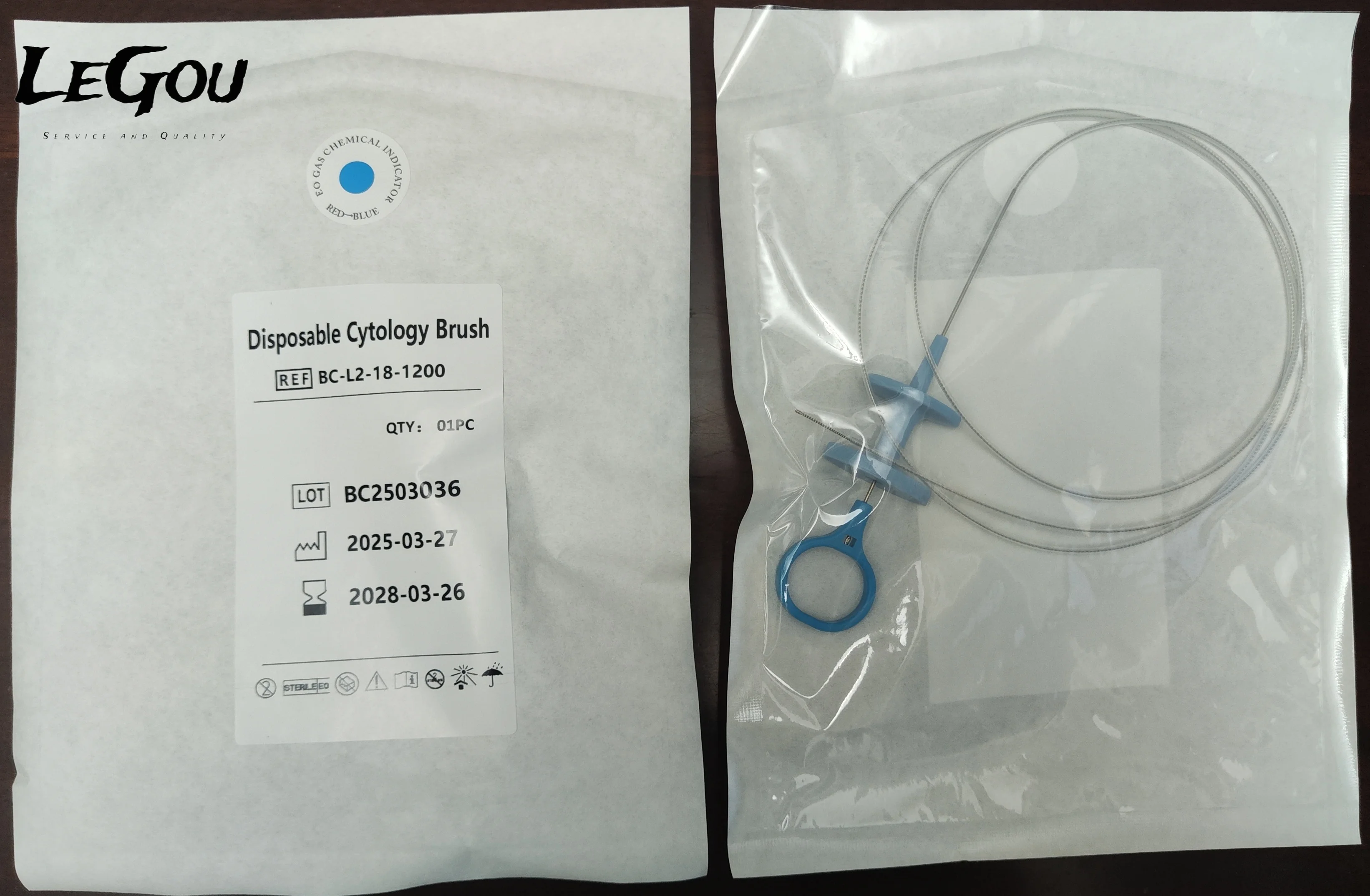 LeGou Professional  Disposable Cytology Brush,working Length 1200mm,Brush Head Diameter 2mm,Outer Pipe