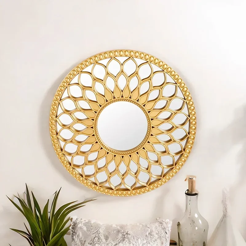 European-style gold living room decorative mirror, creative light luxury, round hollow geometric shape, non-perforated wall-moun