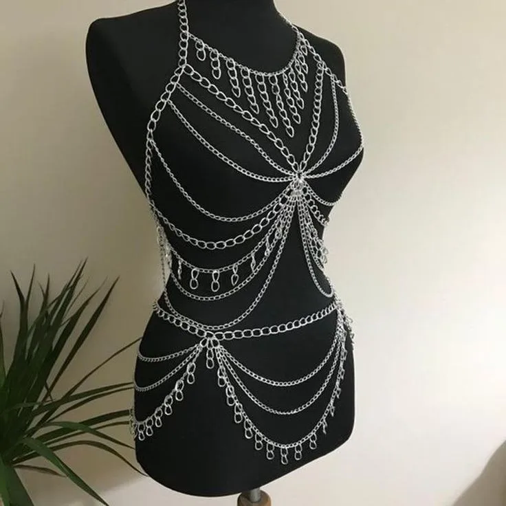 

A set of fashionable fringed necklace waist chain, metal body chain, and European and American jewelry for wholesale.
