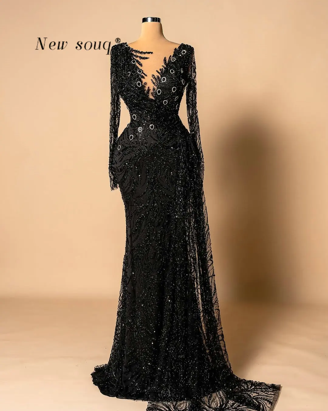 Arabisch Zwart Kralen Pailletten Lange Mouwen Zeemeermin Avondjurken met Kristallen Aangepaste 2026 Sexy Illusion V-hals Galajurken
